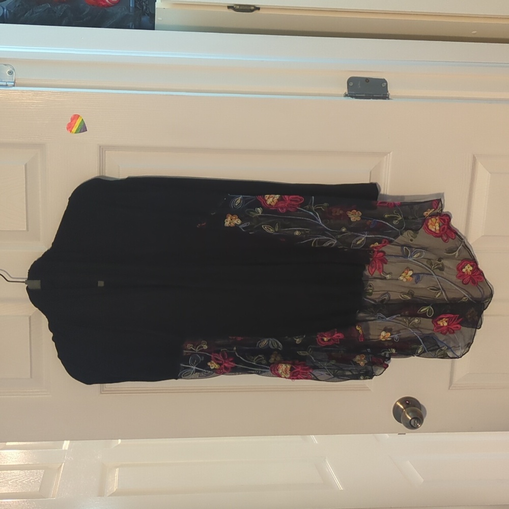 Embroidery long sweater